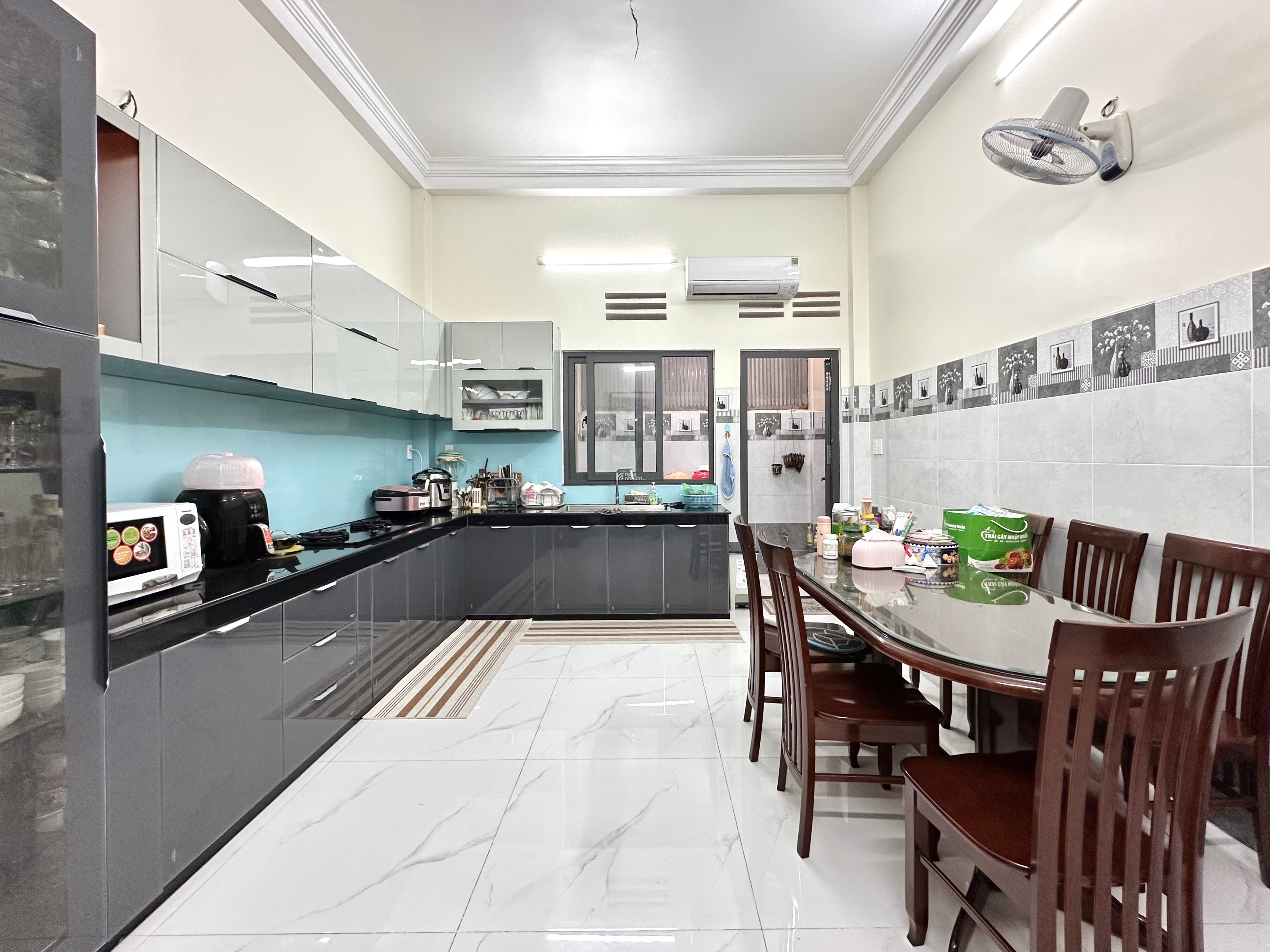 NHÀ ĐẸP 4 TẦNG KIÊN CỐ MẶT TIỀN VŨ NGỌC PHAN - 74m2 4 PN - BANK ĐỊNH GIÁ 15 TỶ