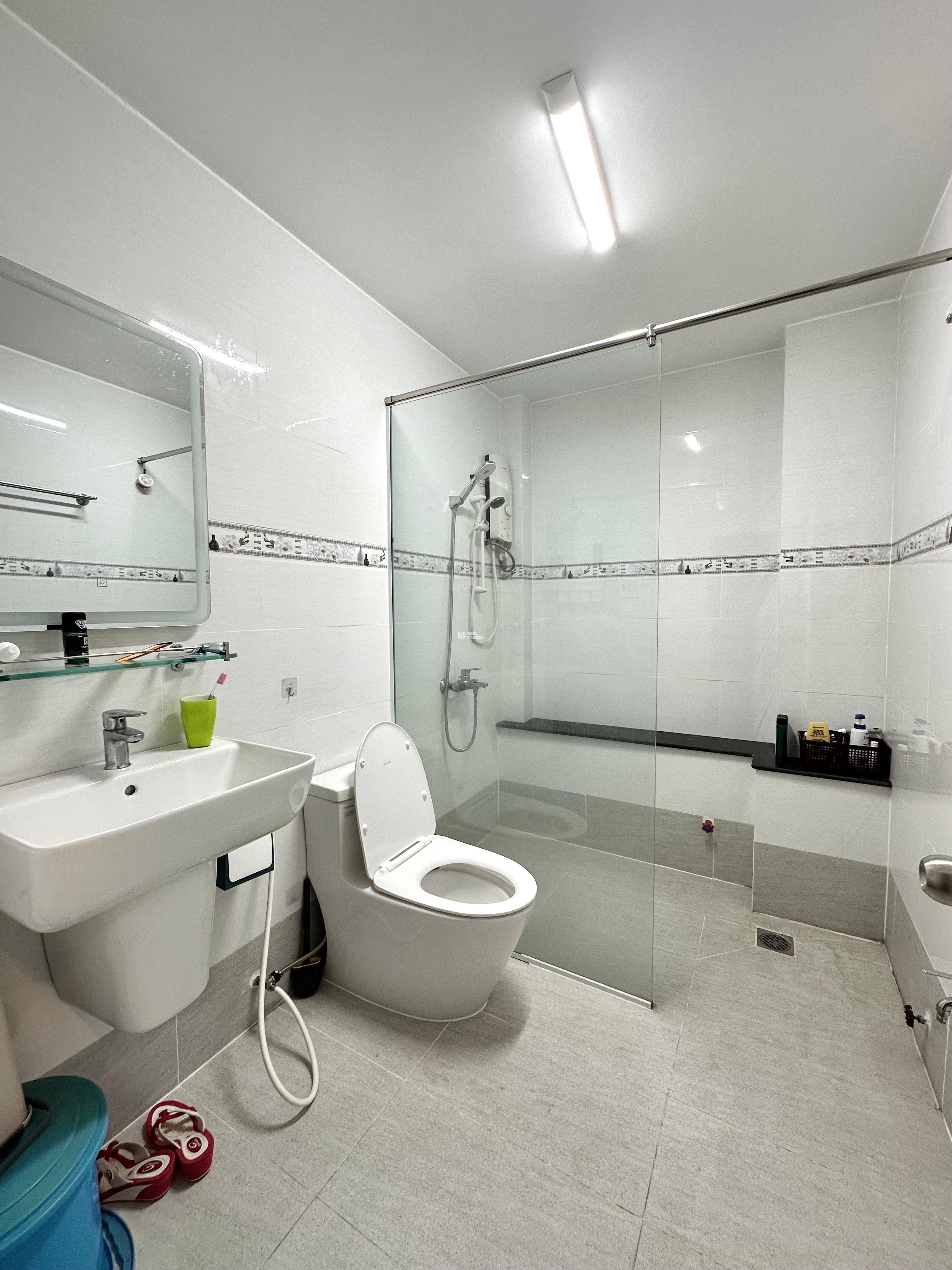 NHÀ ĐẸP 4 TẦNG KIÊN CỐ MẶT TIỀN VŨ NGỌC PHAN - 74m2 4 PN - BANK ĐỊNH GIÁ 15 TỶ