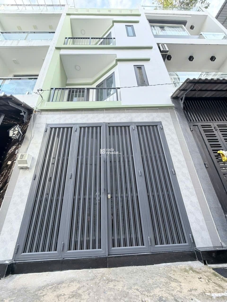 Bán nhà đẹp mới xây 4 tầng HXH Đô Đốc Chấn, Tân Sơn Nhì, Tân Phú chỉ 6.79 tỷ