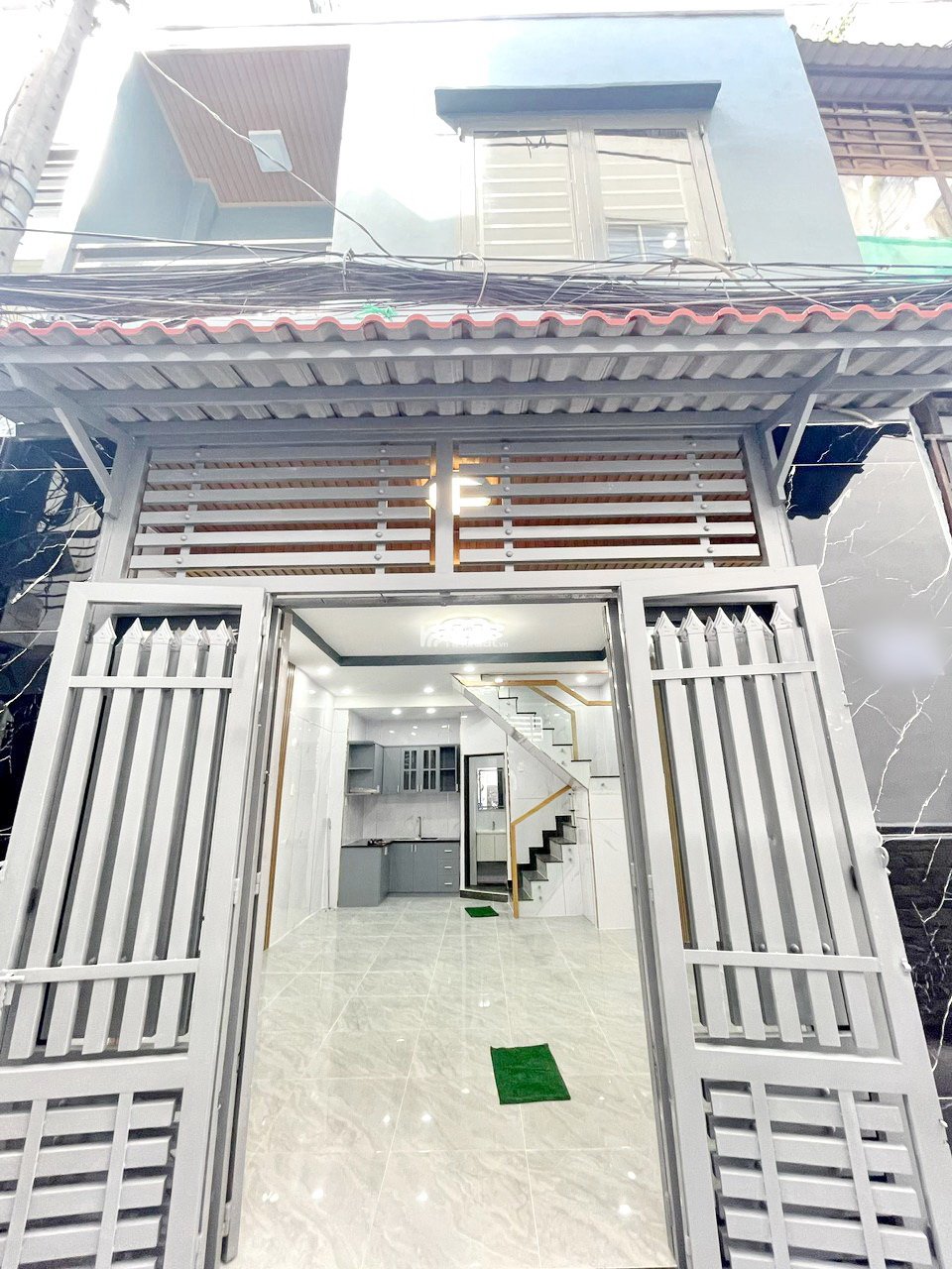 Bán nhà 1 lầu (4.4x8m) sát mặt tiền đường Đặng Chất Phường 2 Quận 8