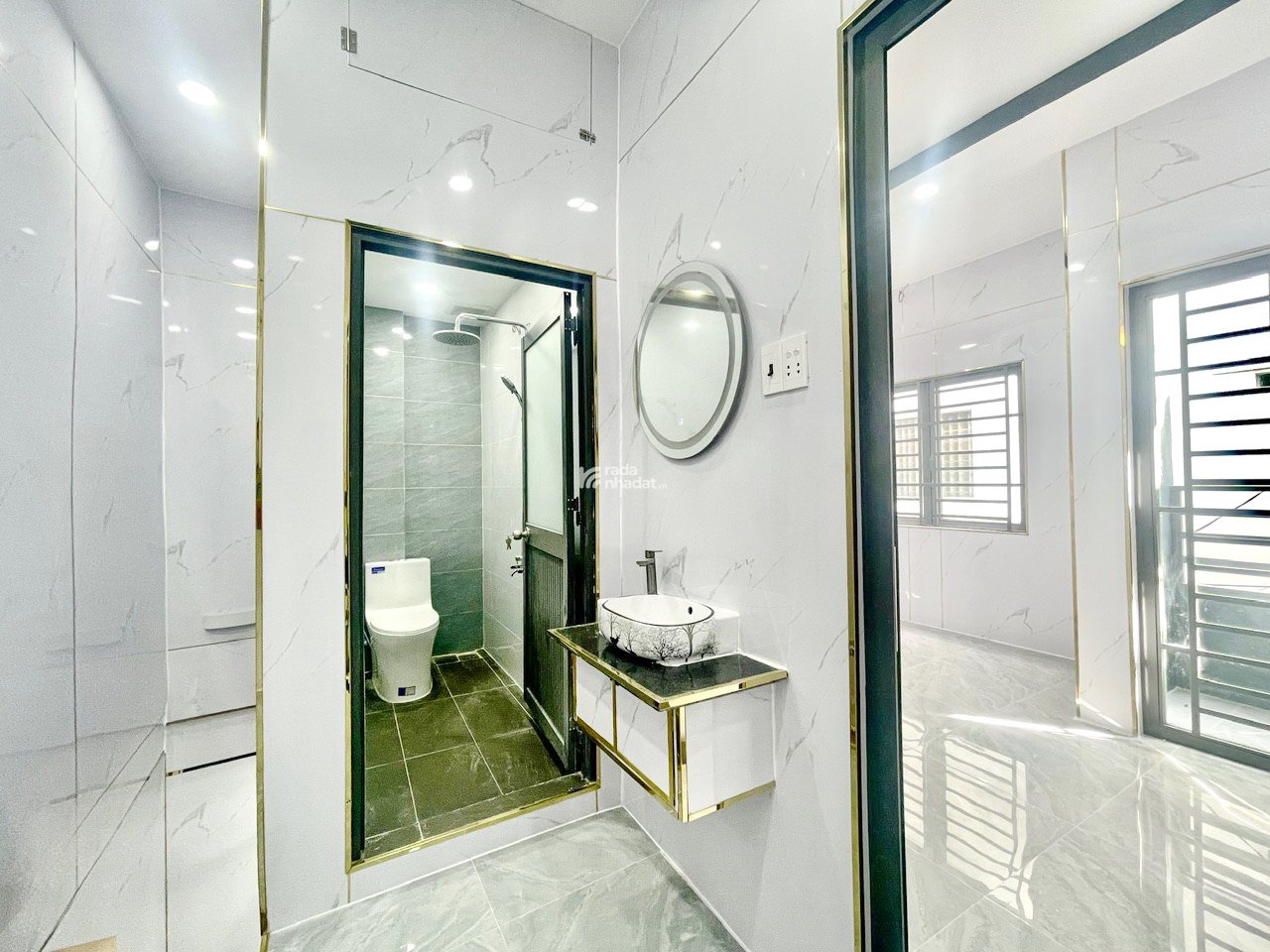 Bán nhà 1 lầu (4.4x8m) sát mặt tiền đường Đặng Chất Phường 2 Quận 8