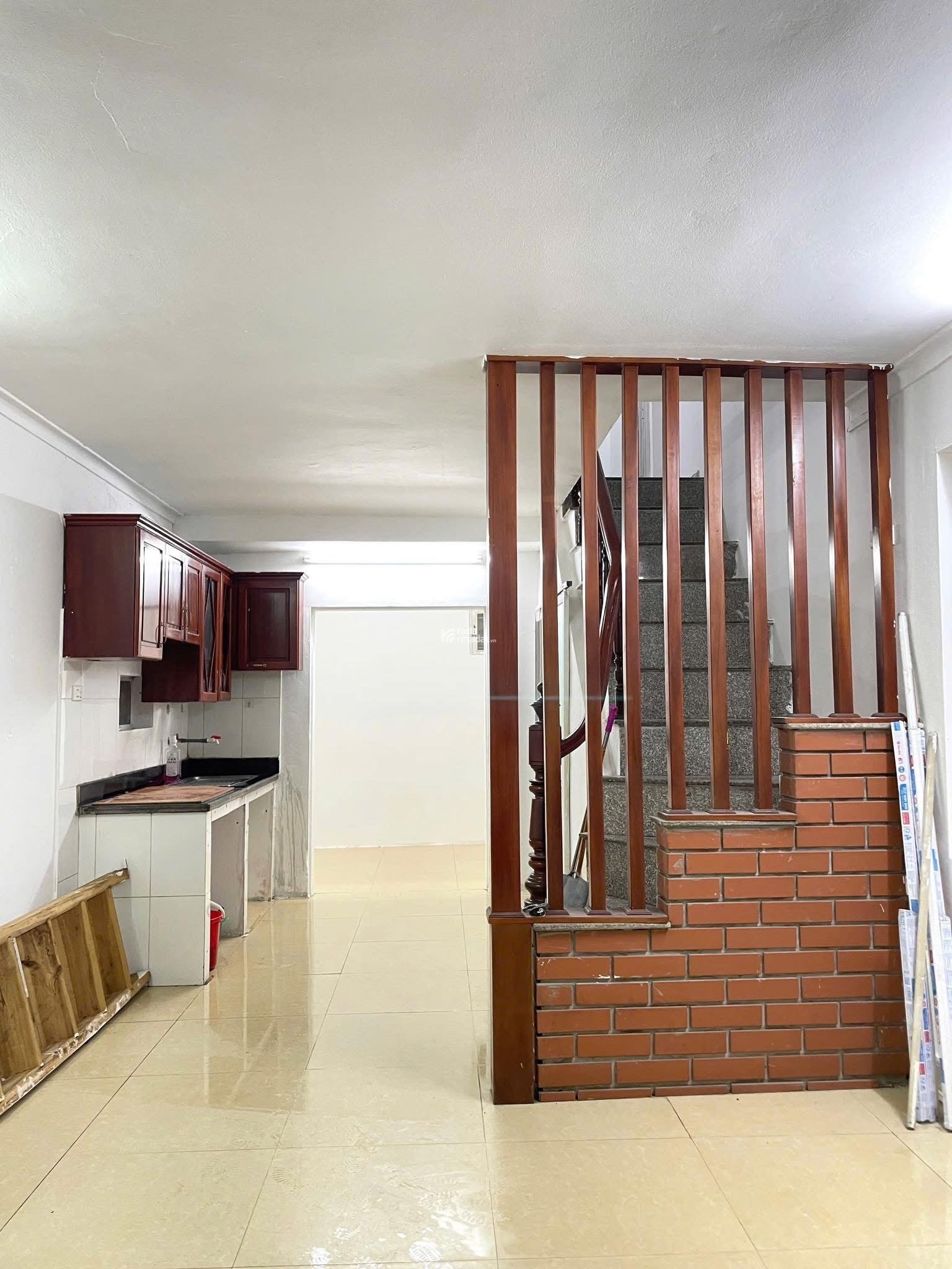 Cho thuê nhà 2 tầng mới đẹp TÂN KHAI . 6,5 triệu