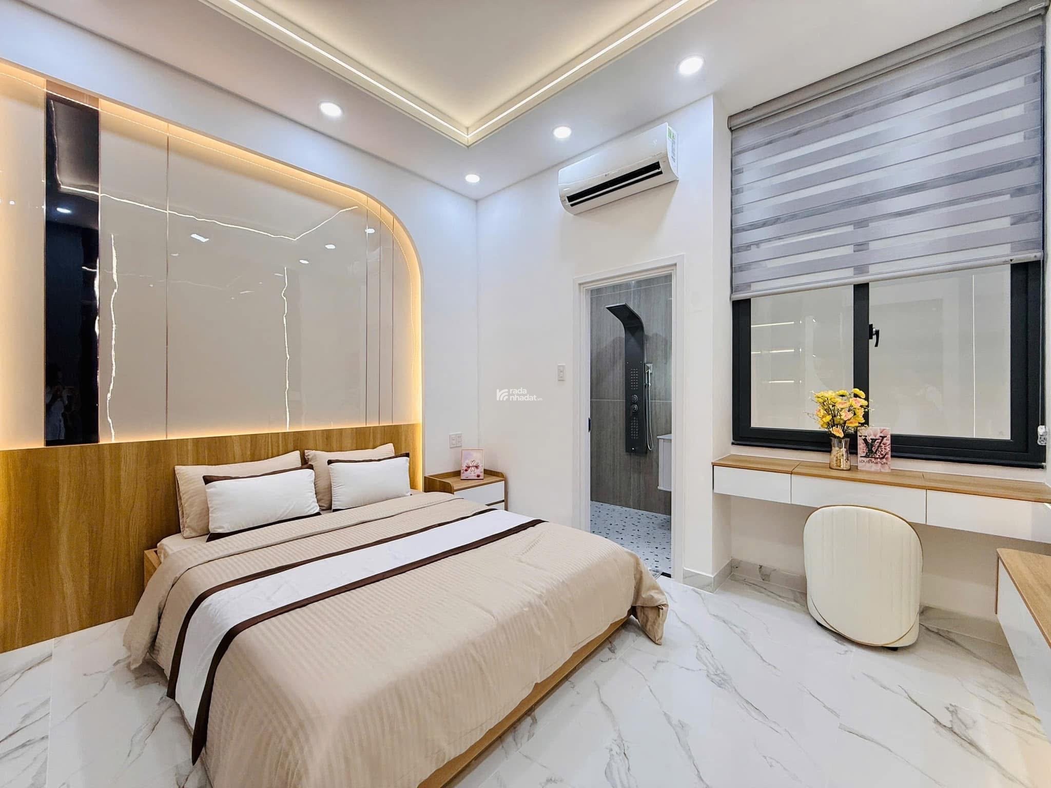 NHÀ PHỐ CHUẨN ÂU - XE HƠI NGỦ TRONG NHÀ - 5 TẦNG Đ.LÊ VĂN THỌ - FULL MỚI 100%