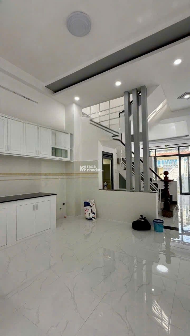 Nhà 1 Trệt 1 Lầu Hẻm Đường Số 9, P. Linh Trung Nhà Đẹp, Tiện Ích Đầy Đủ, Giá Tốt Chỉ 5.15 Tỷ