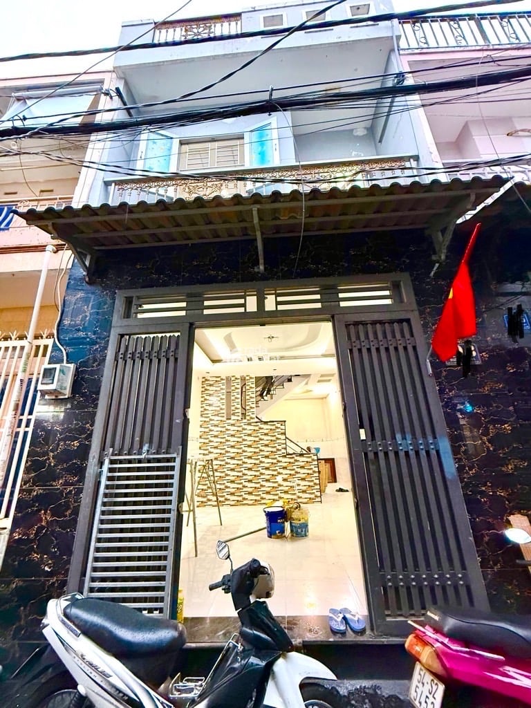  NHÀ ĐẸP  VÀO Ở NGAY - BÌNH TÂN GIÁP TÂN PHÚ - 36M2 2PN - HXH TỚI NHÀ 
