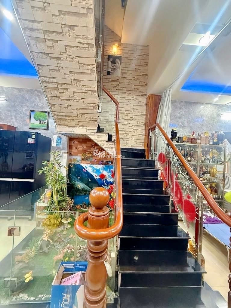 NHÀ MỚI ĐẸP VÔ Ở NGAY - ĐỖ THÚC TỊNH GÒ VẤP - 4 TẦNG - 4MX17M - 4PN 5WC- GIÁ 11 TỶ NHĨN.