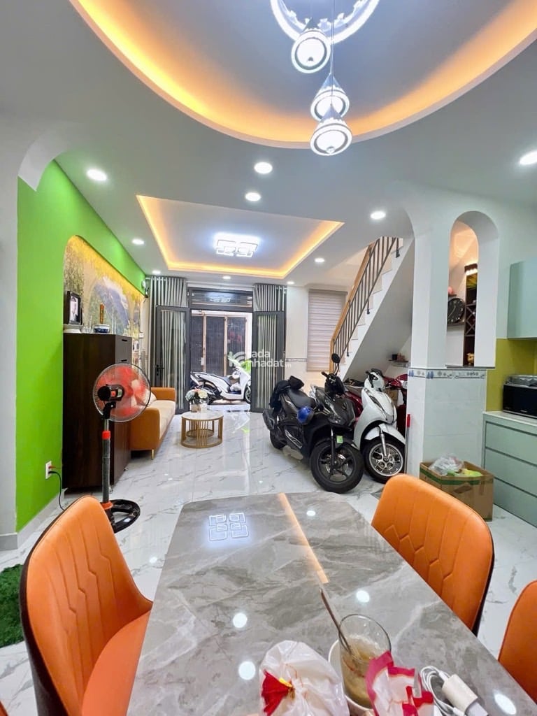 BÁN NHÀ 2 TẤM QUANG TRUNG P10 GÒ VẤP,3PN, FULL NỘI THẤT, NHỈNH 4 TỶ