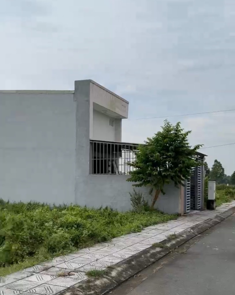 Kẹt tiền nên bán lỗ lô đất 98m2, ngay đường Nguyễn Kim cương xã tân Thạnh tây , Củ chi