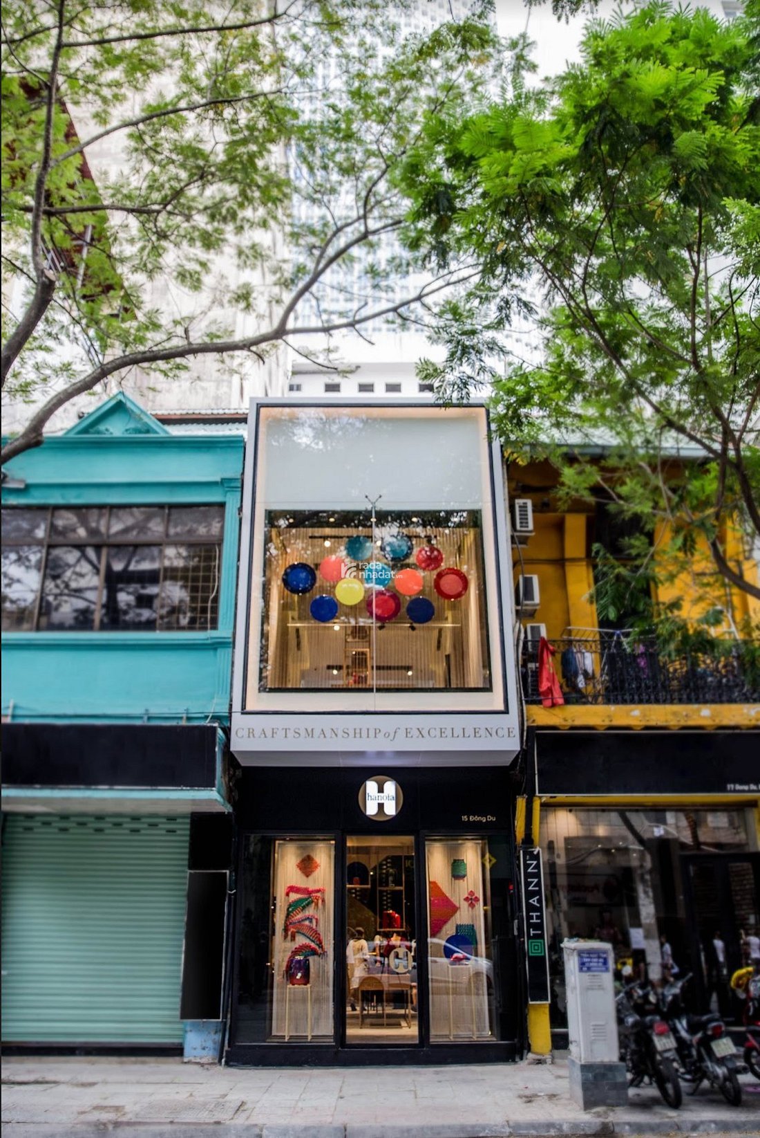 CHO THUÊ MẶT BẰNG KINH DOANH SẦM UẤT ĐƯỜNG ĐÔNG DU TRUNG TÂM QUẬN 1