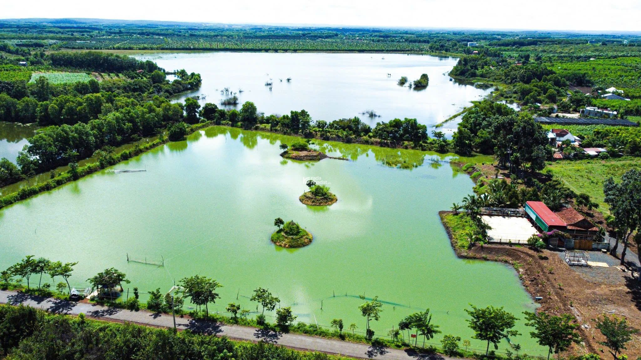 Cần tiền bán gấp lô đất 200m2 