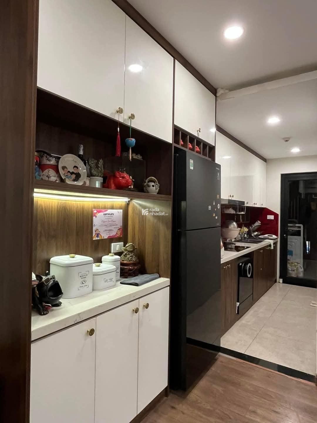 Căn hộ cao cấp khu vực Hoàng Thành Tower - Phố Mai Hắc Đế, 80m2 gồm 2PN 2 vệ sinh giá 18tr/tháng