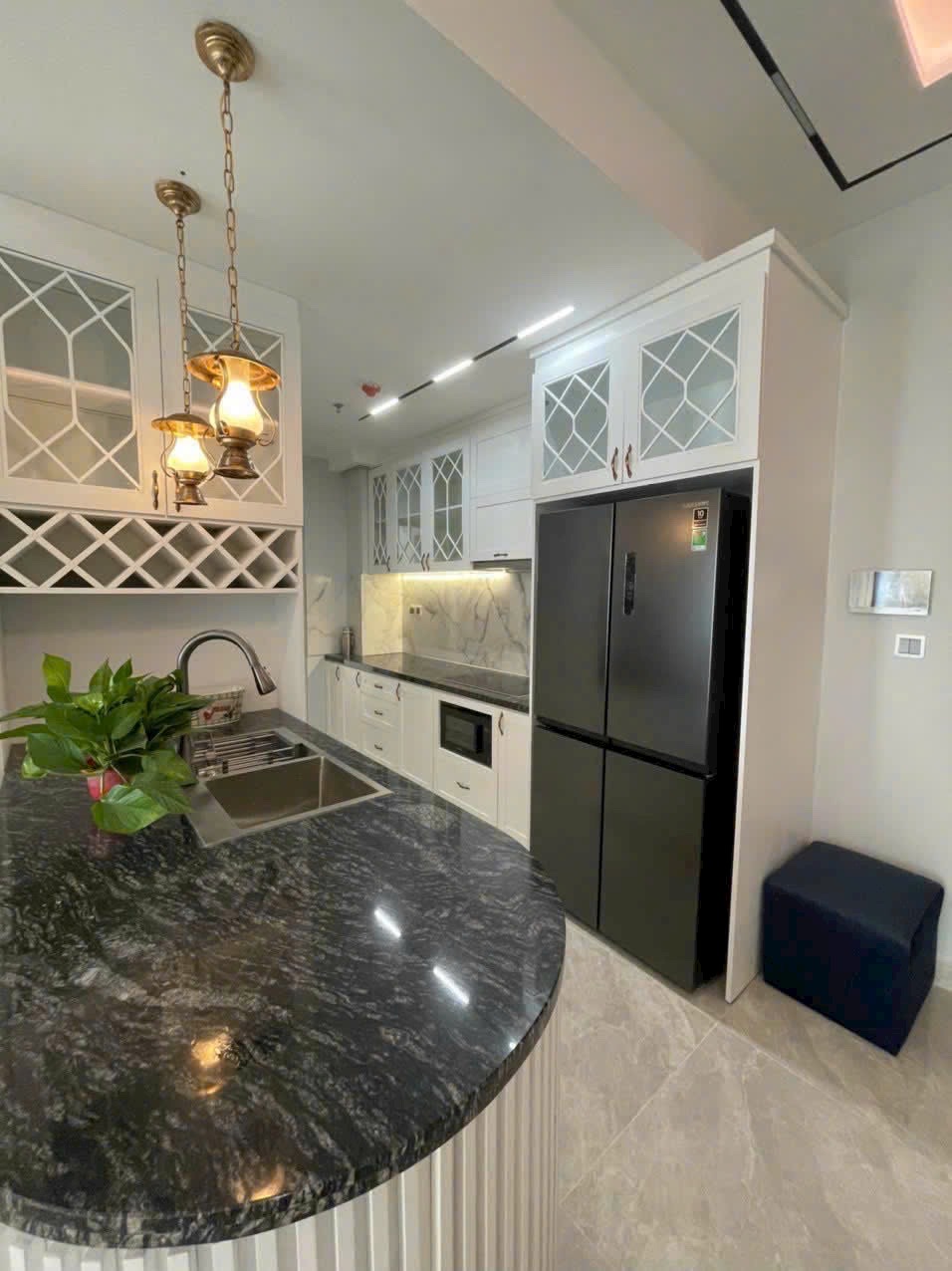 CHO THUÊ CĂN HỘ MIDTOWN M8 PHÚ MỸ HƯNG