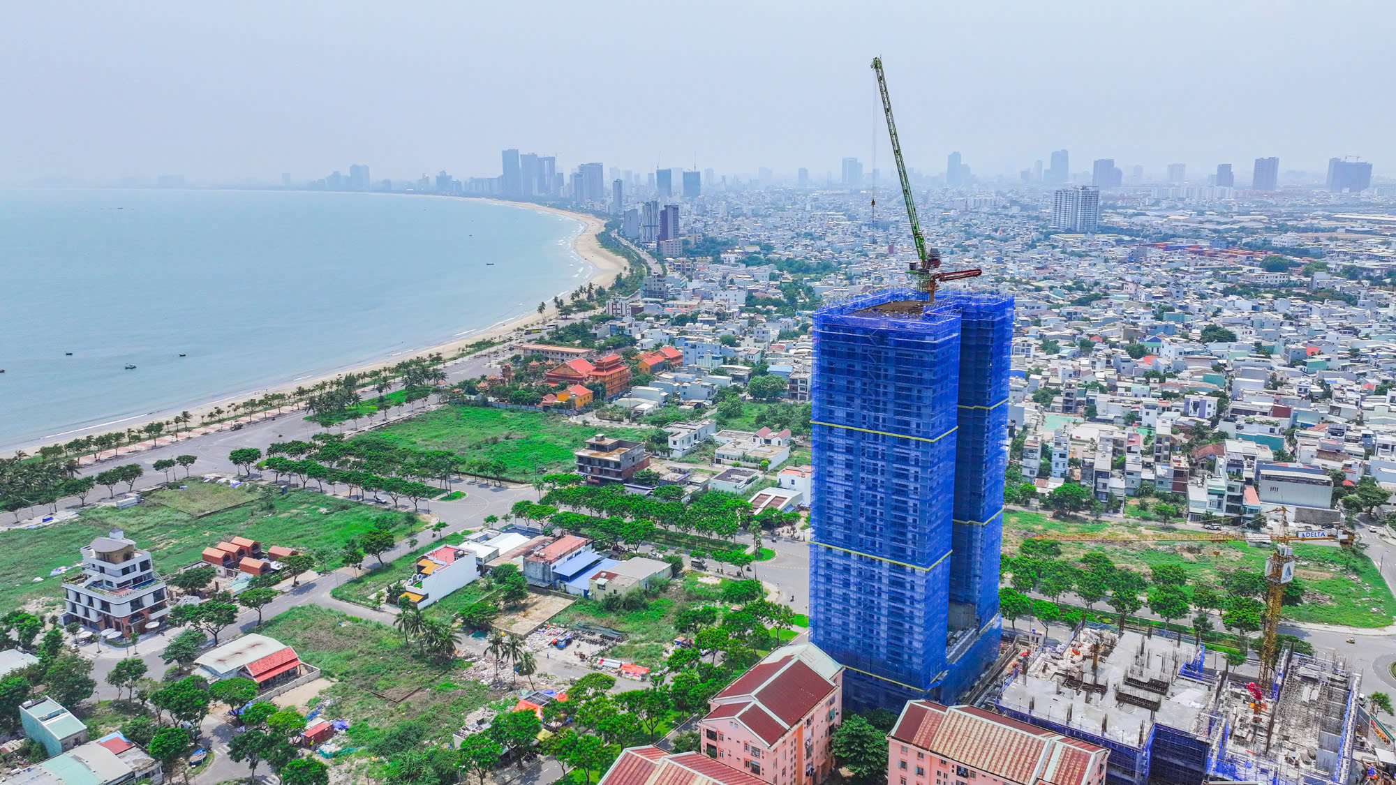 CÁCH BIỂN CHỈ 300M - 2PN HIYORI AQUA TOWER, VIEW THÀNH PHỐ ĐẸP MÊ MẨN