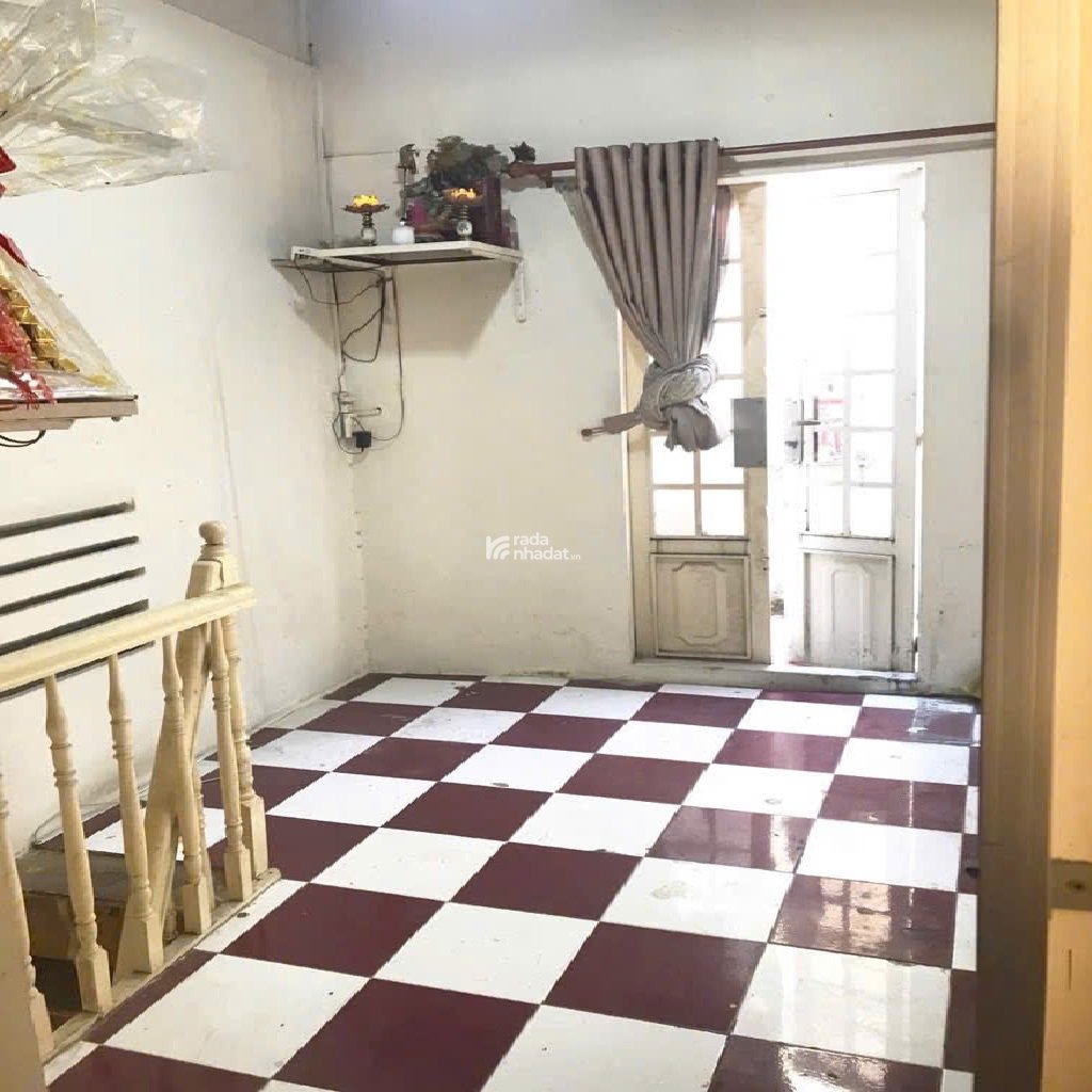 Nhà QUẬN 3 - Võ Văn Tần - gần Nhà thờ Đức Bà và Công viên Tao Đàn - 2 Tầng - 4.8 tỷ