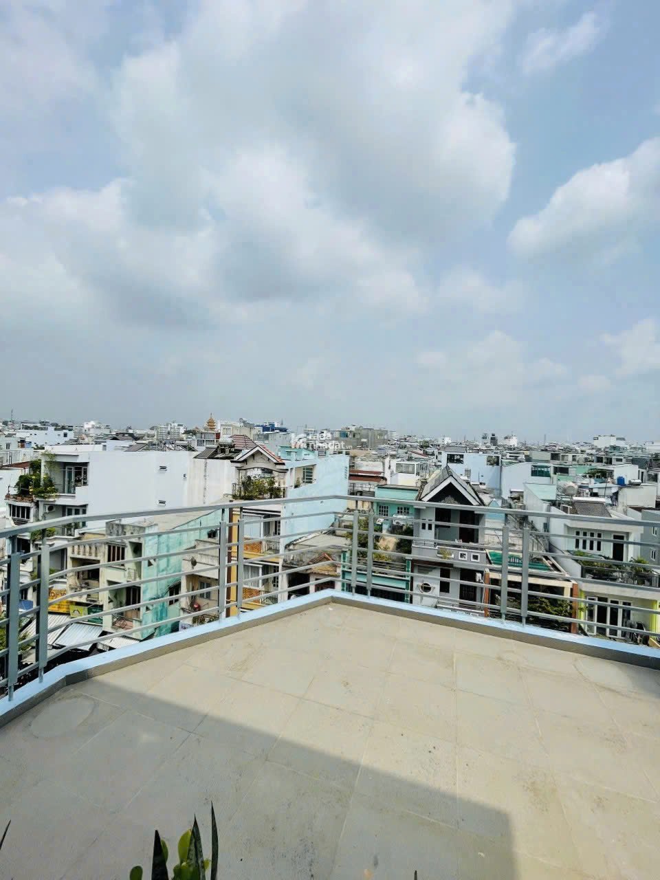 Bán nhà căn góc 3 mặt tiền Hoàng Hoa Thám, Bình Thạnh 20 tỷ