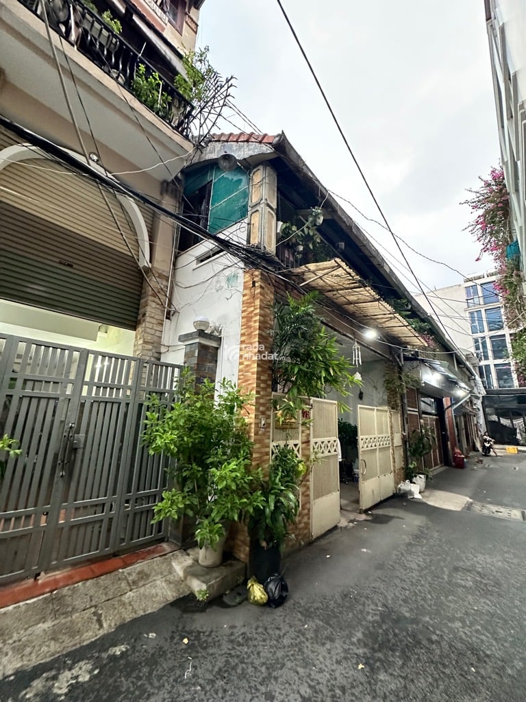 hẻm 6m xe hơi tránh, ngang 8m,