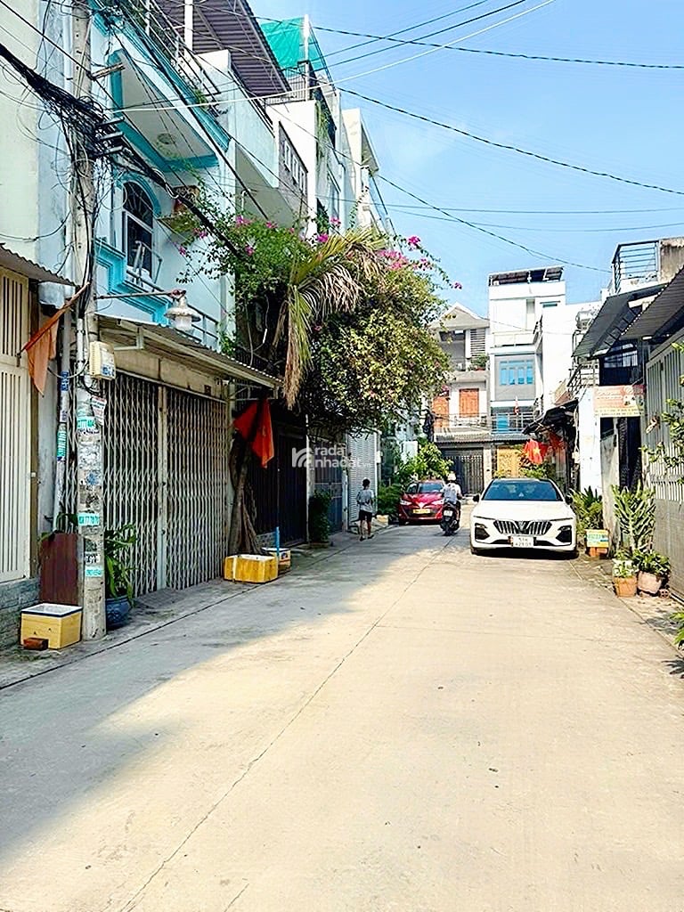 bán nhà gần lê trọng tấn phạm đăng giảng