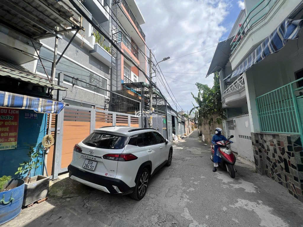 Nhà mới 5 tầng Phạm Văn Chiêu  Phường 14  Gò Vấp  Hẻm 6m  5x17m  8PN  Giá 10.6 Tỷ