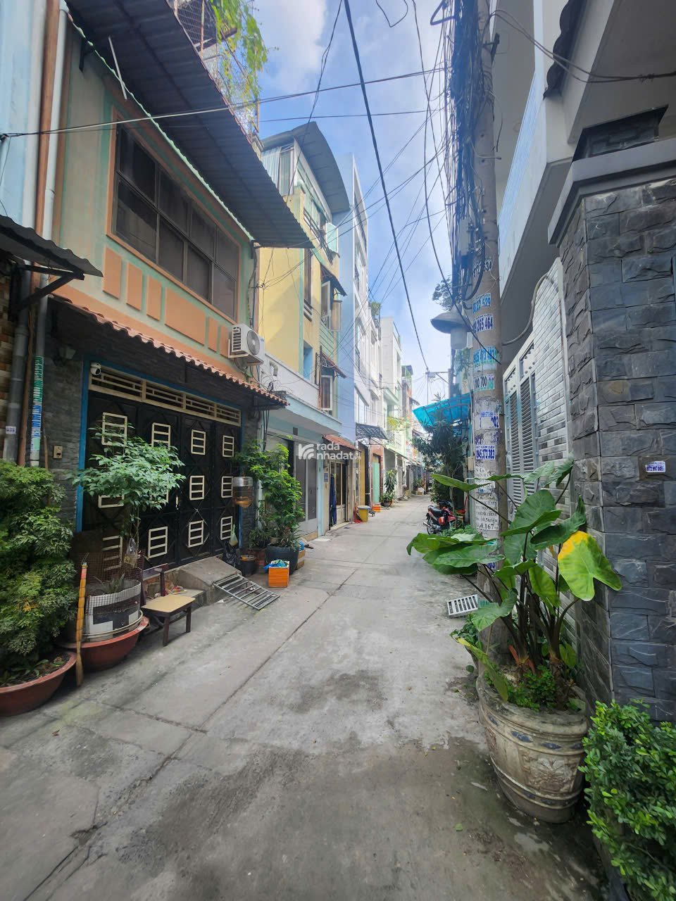 Nhà 2 lầu chỉ 6.2 tỷ -  Tân Sơn Nhì, trục đường đẹp nhất Tân Phú 