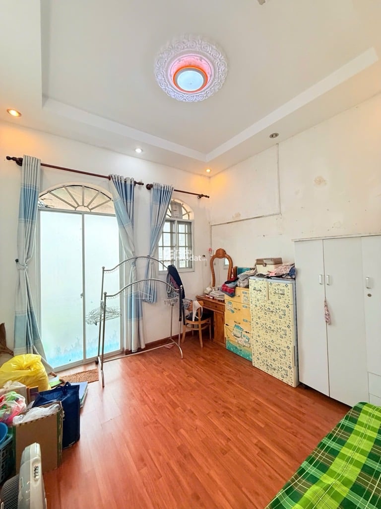KHU SÂN BAY NGUYỄN SỸ SÁCH -P.15- TÂN BÌNH- DT: 35M2- 3 TỶ 99 