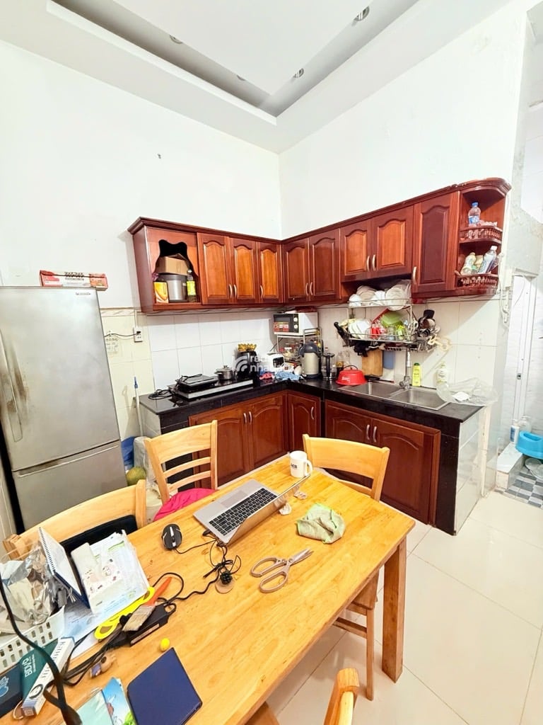 KHU SÂN BAY NGUYỄN SỸ SÁCH -P.15- TÂN BÌNH- DT: 35M2- 3 TỶ 99 