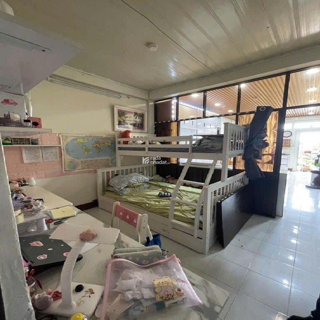 Chung cư Cách Mạng Tháng Tám, QUẬN 10, Sổ vuông 43.5 m2, 2.34 tỷ