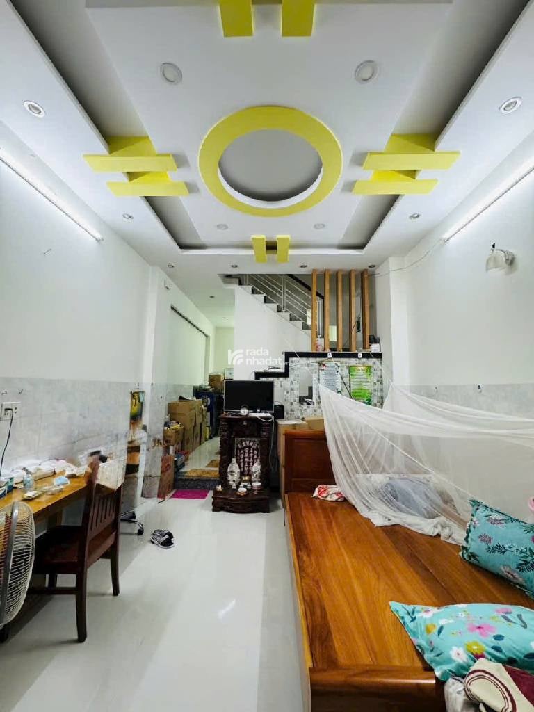 BÁN NHÀ BÙI TƯ TOÀN BÌNH TÂN 40M2 4.X TỶ 3 TẦNG 3PN ĐƯỜNG 6M Ô TÔ ĐỖ CỬA 
