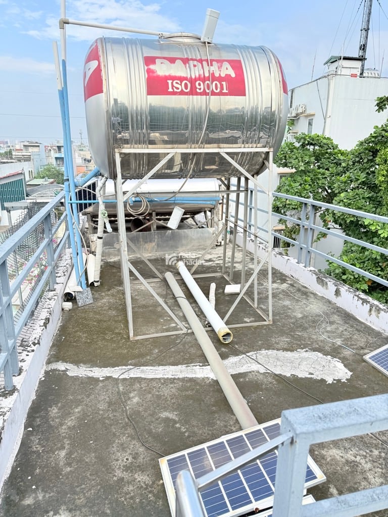 - Vị trí ngay cầu vượt Cây Gõ - sát mặt tiền - giáp Q.5, Q.6, Q.10