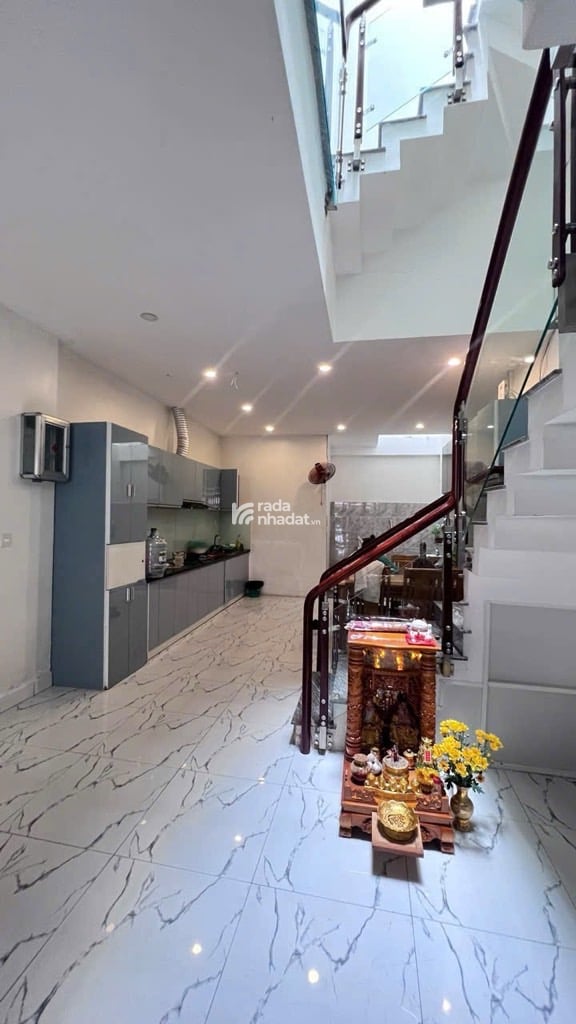 BÁN NHÀ HOÀNG VĂN THỤ – PHƯỜNG 4 – QUẬN TÂN BÌNH - HẺM TRƯỚC NHÀ 6M - ĐANG CHO THUÊ 25 TRIỆU/TH