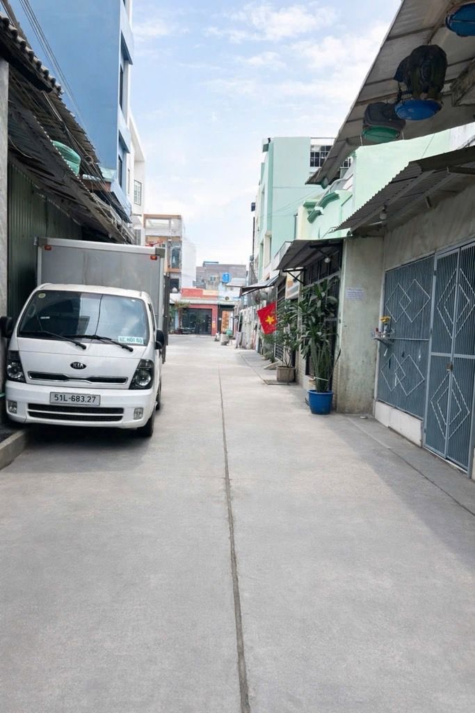 BÁN DÃY TRỌ LÊ ĐÌNH CẨN, HẺM XE HƠI