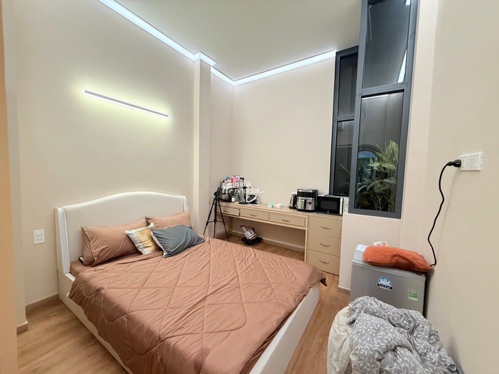 NGAY BỜ KÈ HOÀNG SA - HẺM THÔNG PHAN ĐÌNH PHÙNG - GIÁP QUẬN 1 - TOÀ CHDV -  DÒNG TIỀN 50 TRIỆU/TH