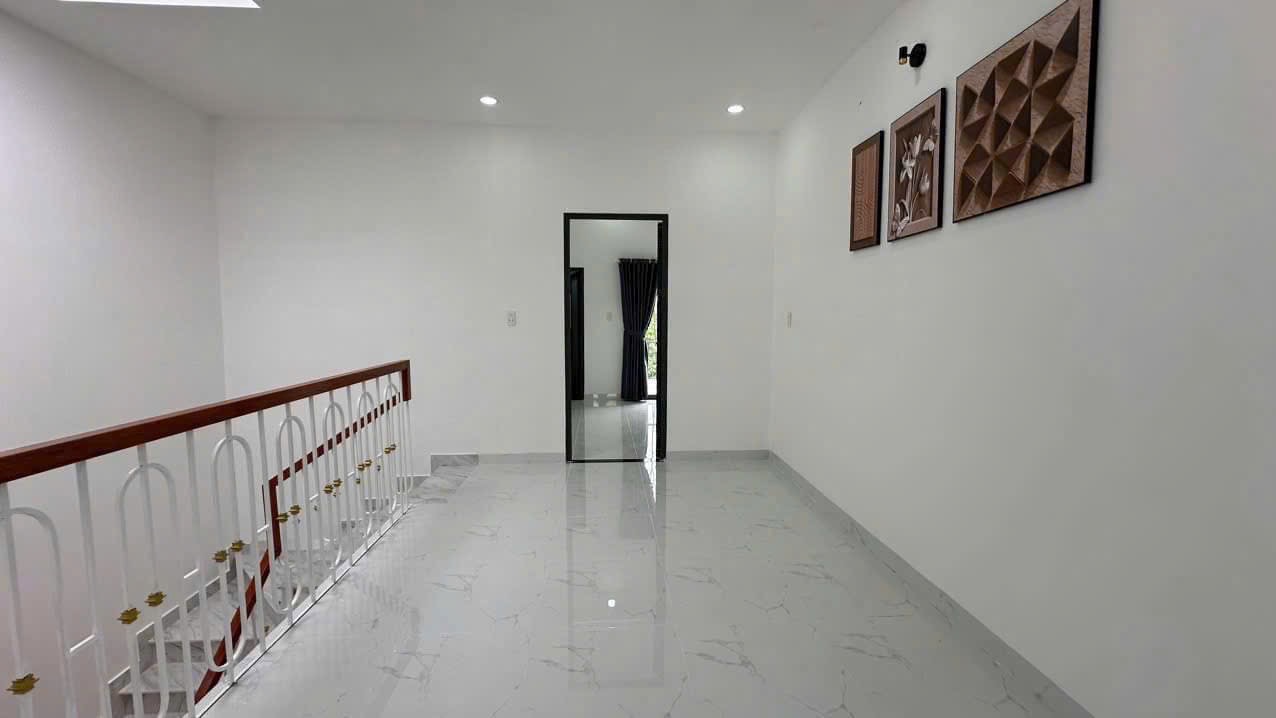 Nhà Đẹp hẻm oto giá 3tỷ350tr Vườn Lài, Quận 12, Sổ Hồng Riêng