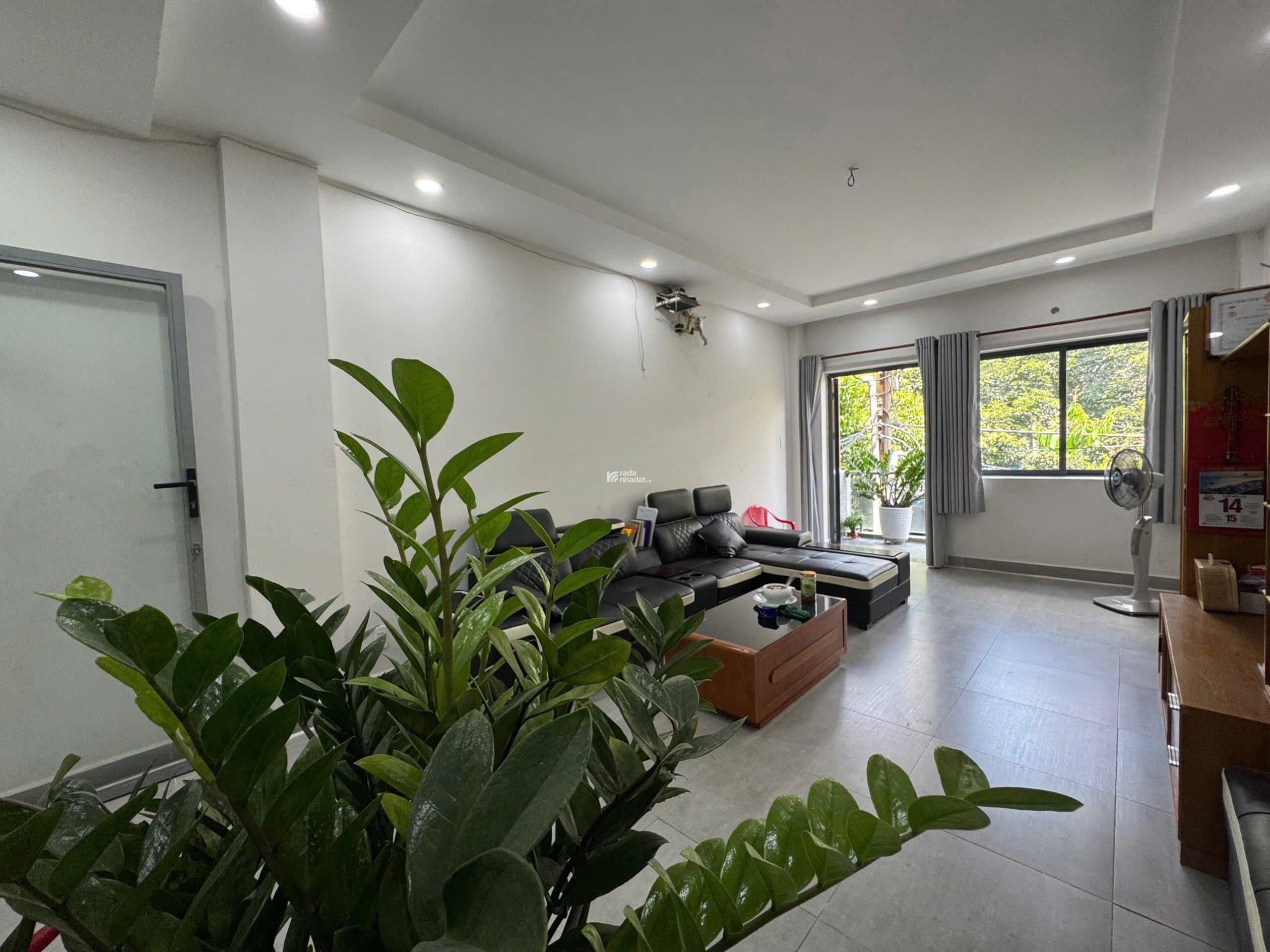 Hàng hiếm tại Bàu Cát 2, 17 tỷ, 60m2, 5PN, 5WC, 5 tầng