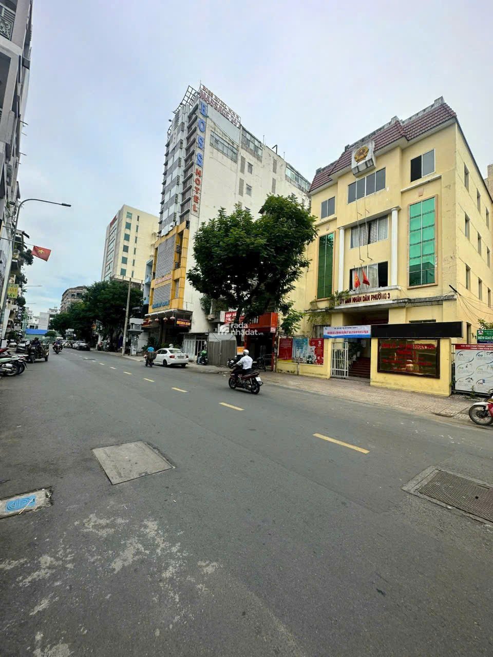 BÁN NHÀ VỊ TRÍ ĐẸP_MT CỘNG HÒA, P. BẢY HIỀN, TÂN BÌNH_DT: 4x40m_CN: 152,5m2_GIÁ 27 TỶ