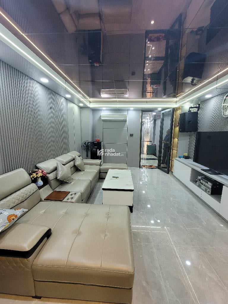 NHÀ 6 TẦNG MỚI ĐẸP - 72M2 - HẺM 8M - GẦN GA T3 & SIÊU THỊ EMART 