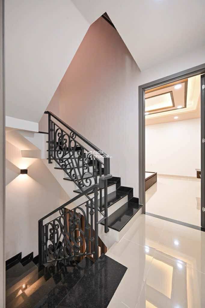  LÊ VĂN SỸ – QUẬN 3  NHÀ MỚI 5 TẦNG – HẺM ĐẸP – GIÁ 8.x TỶ