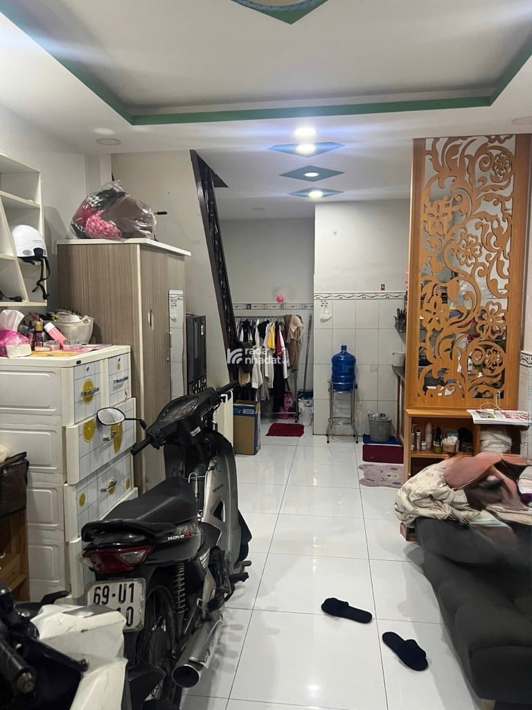 NHÀ ĐƯỜNG PHÚ THỌ HÒA 2 TẦNG 3,2X8,2M 2 TẦNG GIÁ CHỈ 3,3 TỶ