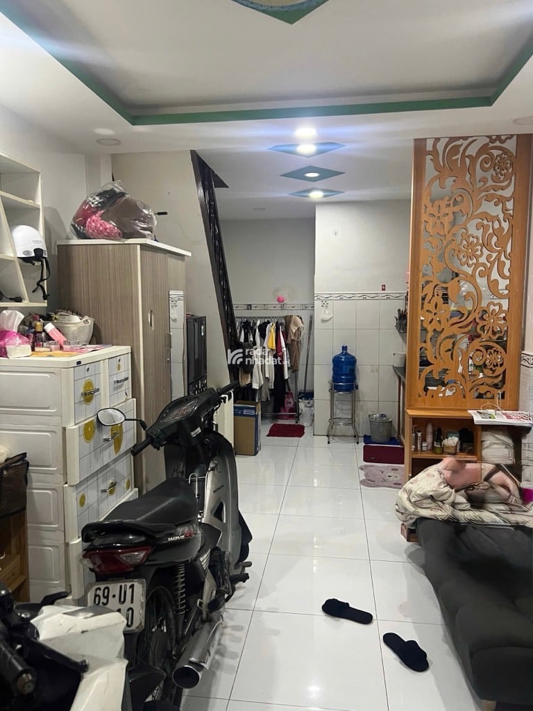 NHÀ ĐƯỜNG PHÚ THỌ HÒA 2 TẦNG 3,2X8,2M 2 TẦNG GIÁ CHỈ 3,3 TỶ