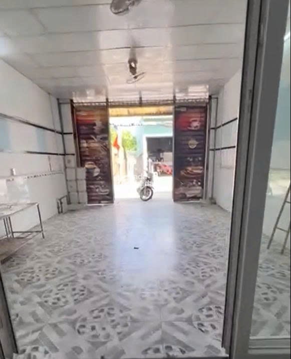 bán gấp bán lỗ nhàn ở bình chánh 