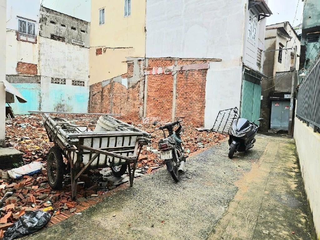 TRUNG TÂM. SÁT HẺM XE HƠI VIP LÊ VĂN SỸ, PHÚ NHUẬN, 65M2 ĐẤT TIỆN XÂY. GIẢM 350TR CHỈ CÒN 7.88T TL 