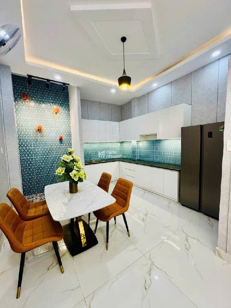 Nhà mới đẹp 4 tầng Phạm Văn Chiêu Phường 14 Gò Vấp H5M DT sàn 139m2 Giá 6.6 Tỷ
