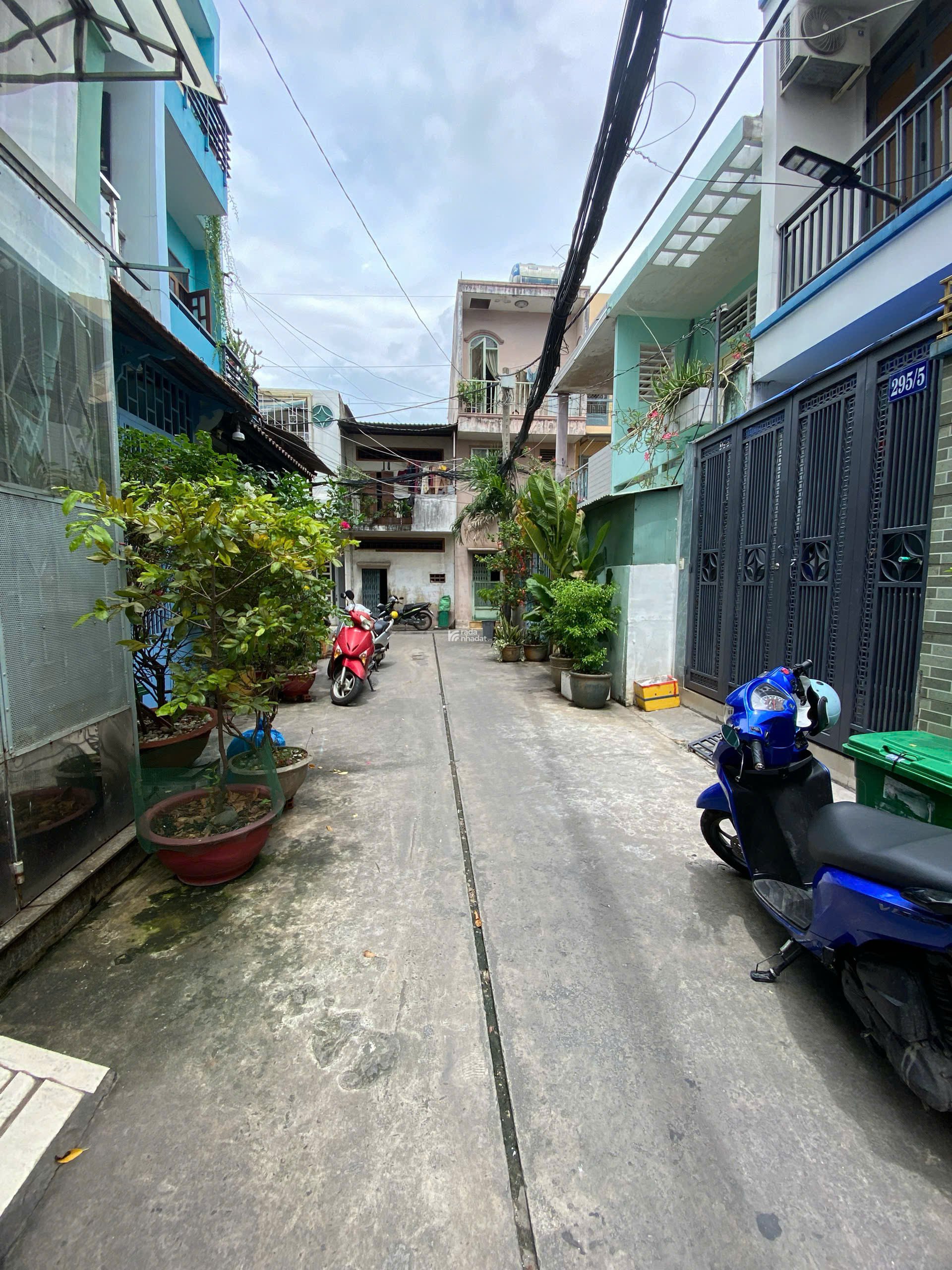 Bán nhà 4 tầng, 4 PN, trung tâm Quận 11