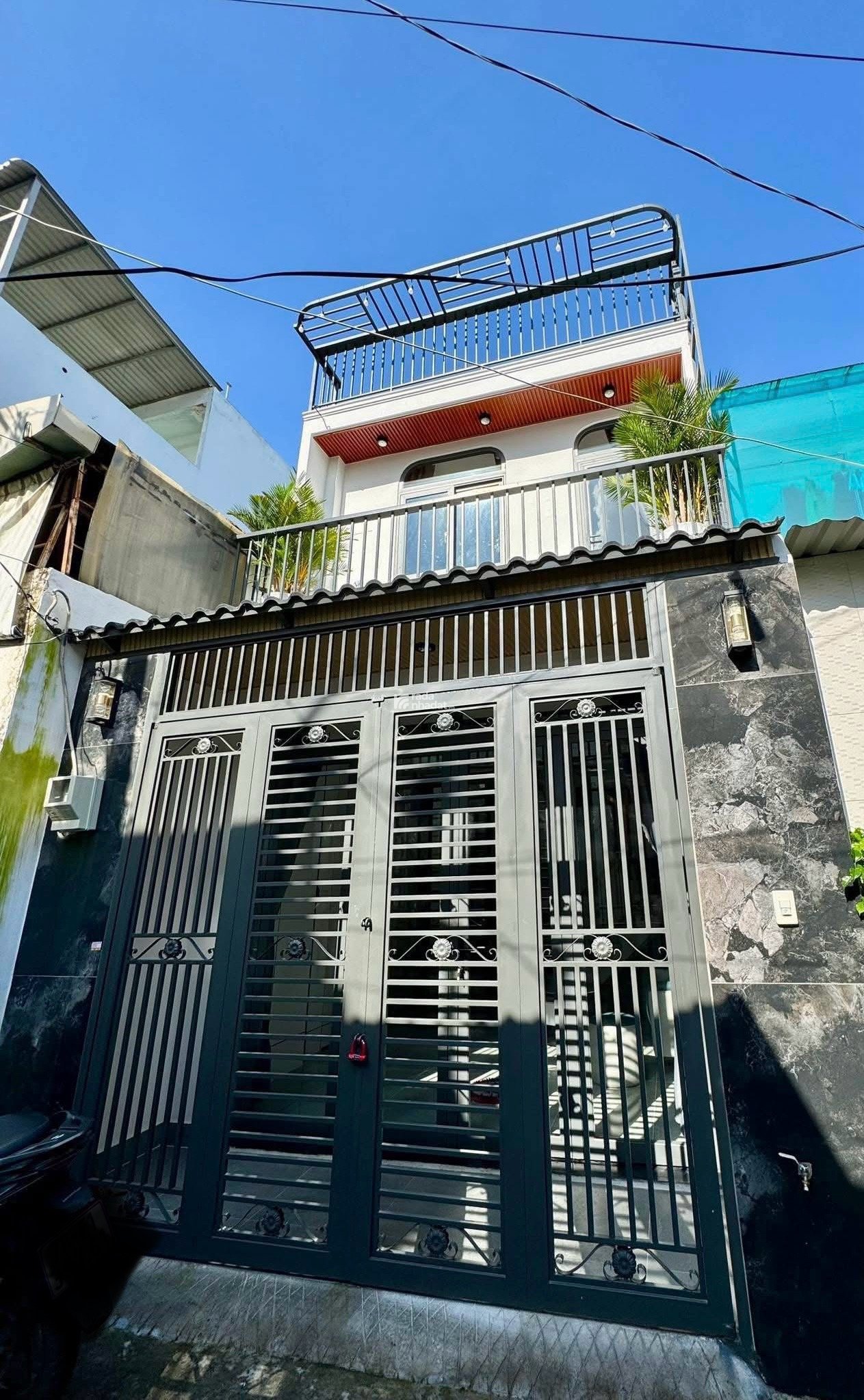 Chủ cần bán gấp, đường Trần Thiện Chánh p12 Quận 10 Giá 3,730tỷ, 48 m2 cách Vạn Hạnh Mall 3 phút