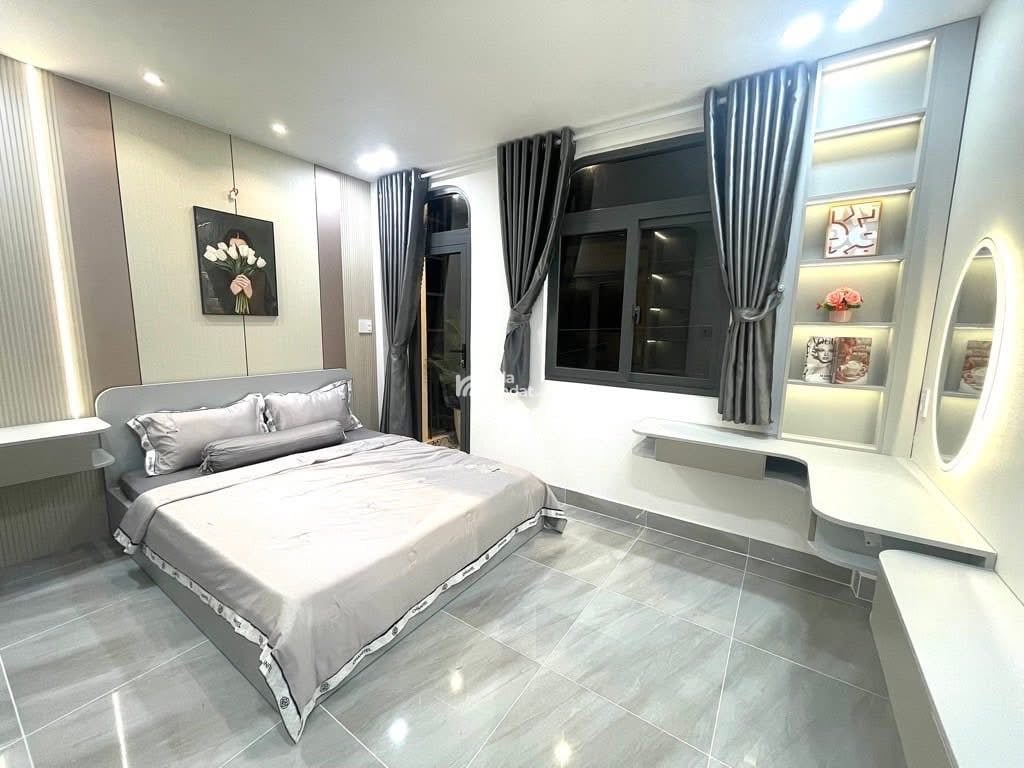 Chủ cần bán gấp, đường Trần Thiện Chánh p12 Quận 10 Giá 3,730tỷ, 48 m2 cách Vạn Hạnh Mall 3 phút