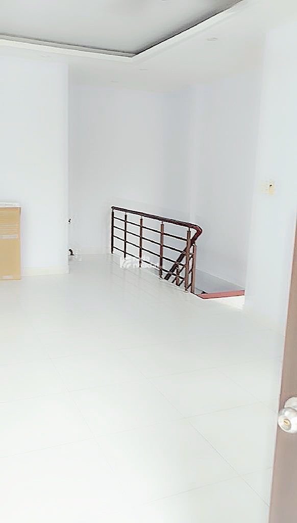 Bán nhà mặt tiền gần tây thạnh  chế lan viên nguyễn hữu tiêbs