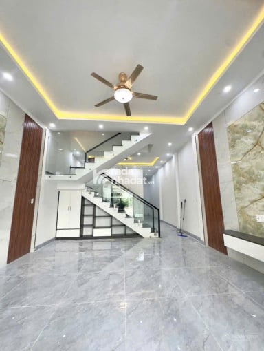 Bán gấp nhà riêng, DT 56m2, ngang 4x14m, đường Dương Quảng Hàm, P. 6, Gò Vấp