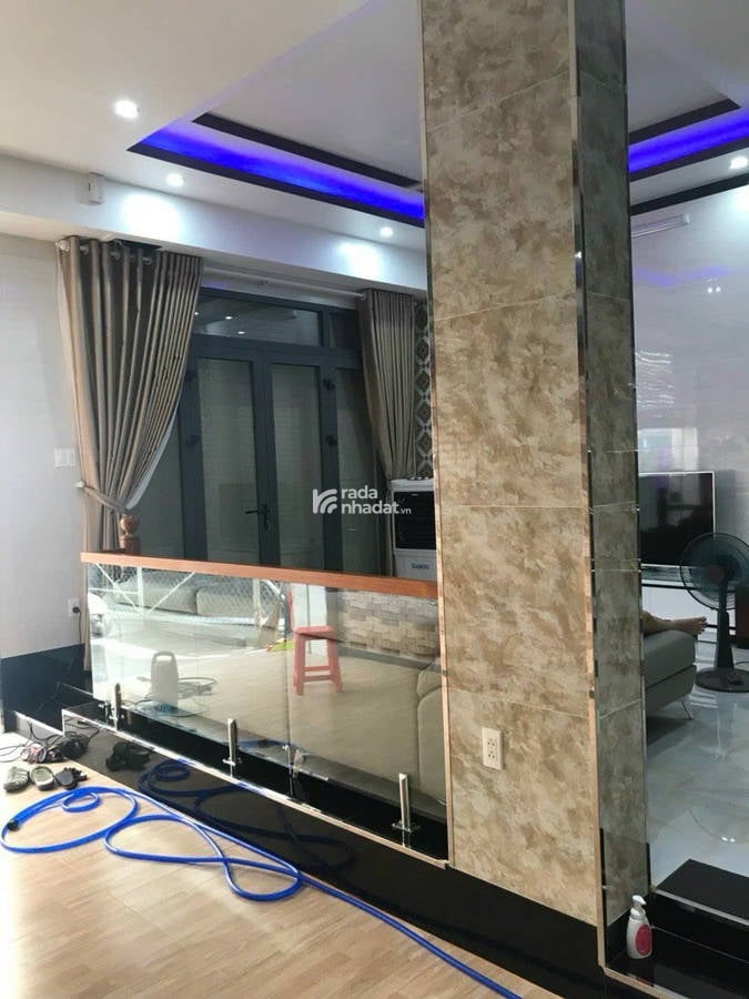 Bán Nhà Ngang Bề Thế 7M - Nguyễn Sỹ Sách- HXH-83M2-Nội Thất Cao Cấp - Chỉ 10.5 Tỷ