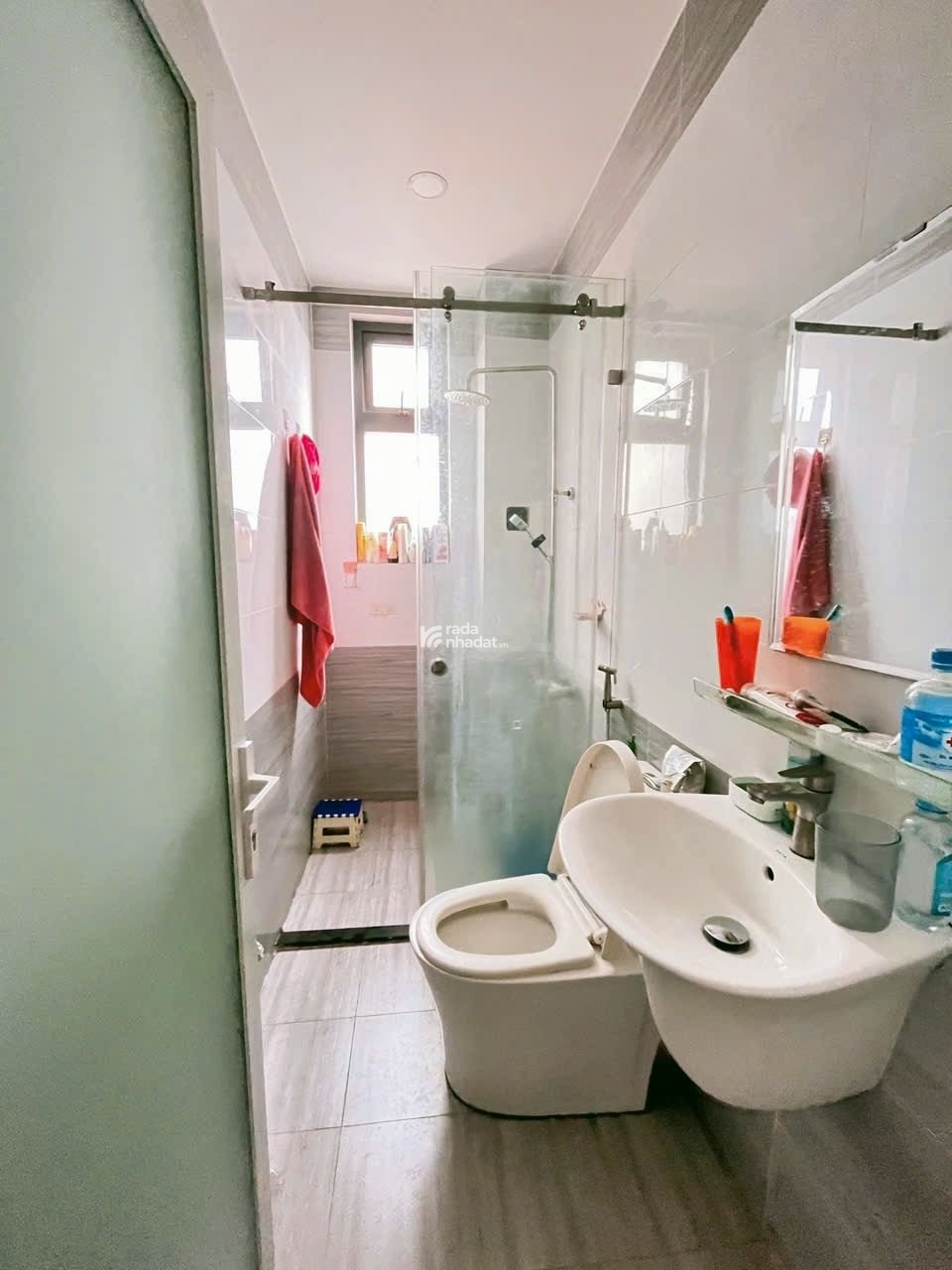 Nhà đẹp HXH Cách Mạng Tháng 8, 45m2, 4 tầng, TẶNG nội thất, chỉ 7.4 tỷ TL