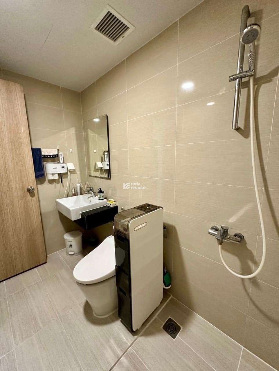 Chính chủ cho thuê căn hộ Newton, Trương Quốc Dung Phú Nhuận 2PN- 3PN giá 19tr/th. LH: 0907 709 ***