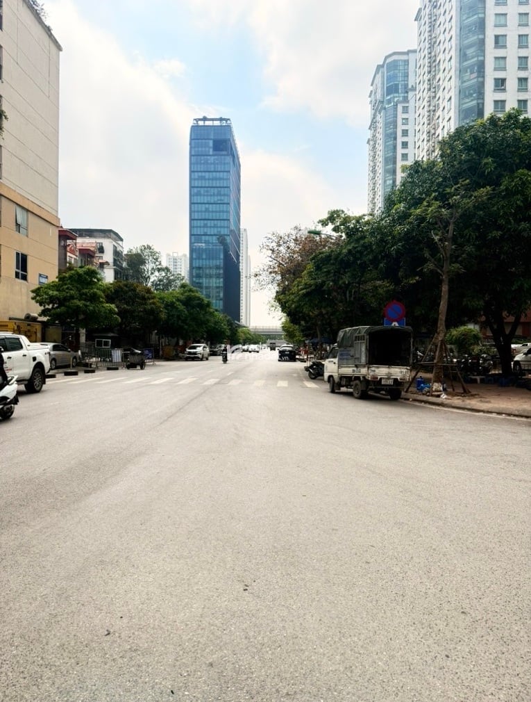 5 TẦNG - 68M2 - MẶT TIỀN KHỦNG - Ô TÔ QUA NHÀ - HÀNG XÓM KĐT NAM CƯỜNG - HƠN 12 TỶ